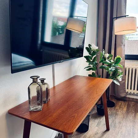- Retro - 2 Schlafzimmer, Voll Ausgestattete Küche, Modernes Badezimmer, Schnelles Wlan, Waschmaschine Apartment